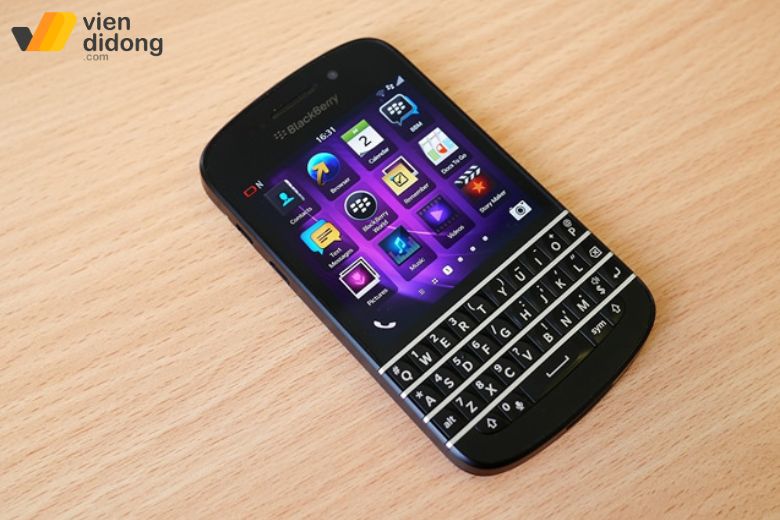 BlackBerry sau sửa chữa được làm sạch và test kỹ trước khi bàn giao