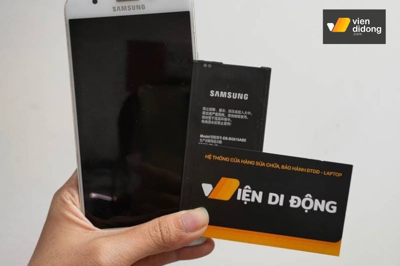 Viện Di Động cung cấp đầy đủ dòng điện thoại Samsung cũ giá cả hợp lý