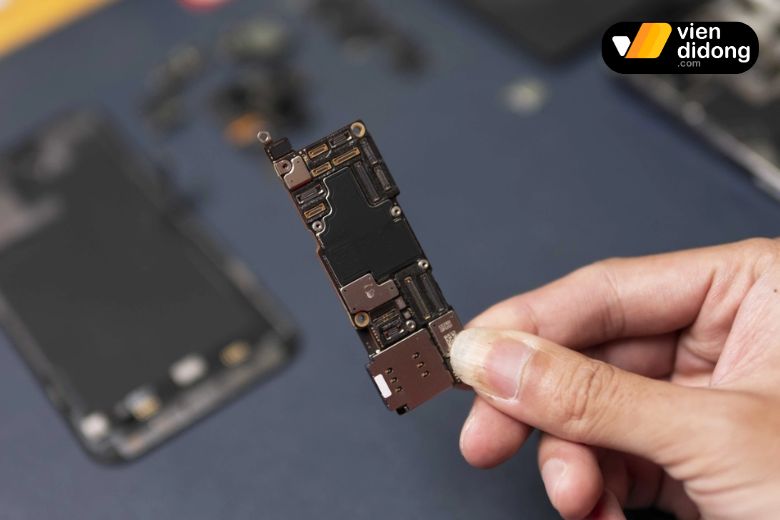 Mẹo sửa lỗi iPhone 14 bị tắt nguồn mở không lên chi tiết 3 iPhone 14 bị tắt nguồn mở không lên