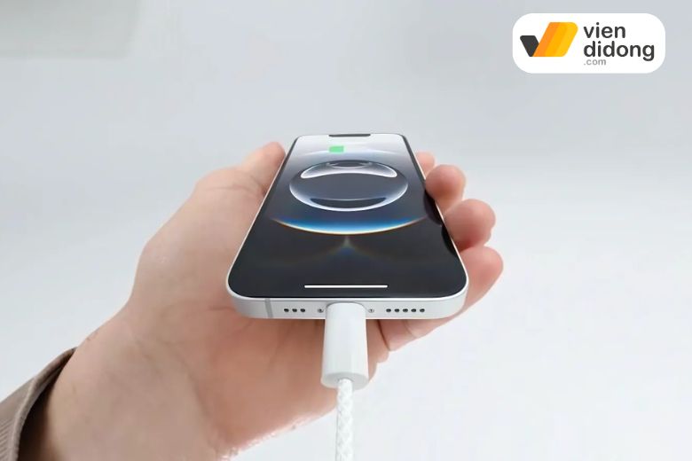 Khả năng sạc pin nhanh và dùng liên tục trong thời gian dài