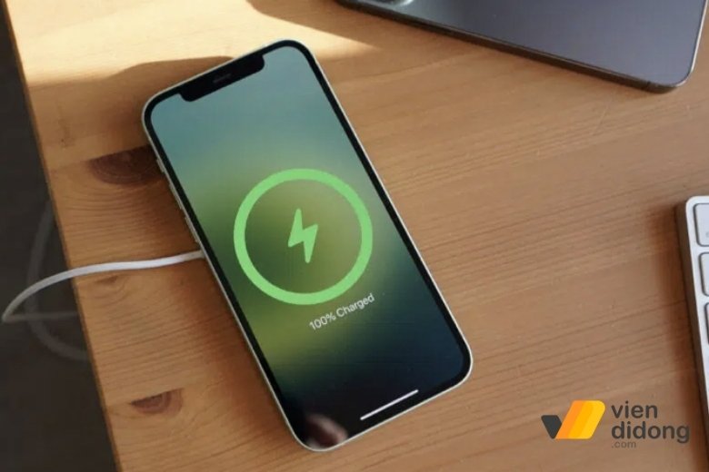 Khi nào cần thay pin iPhone 14