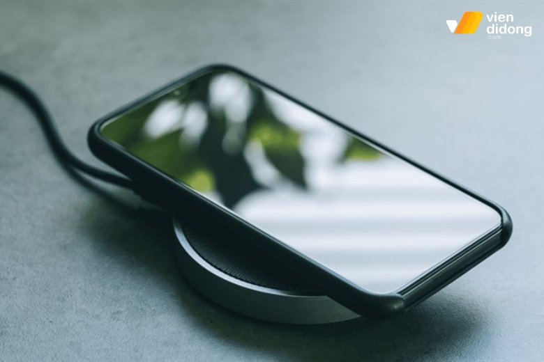 lỗi pin iPhone 14