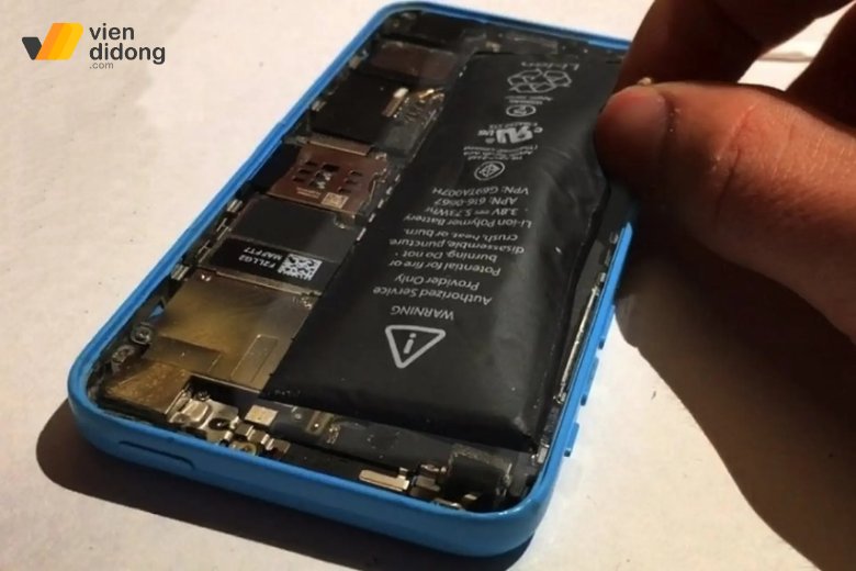 lỗi pin iPhone 14