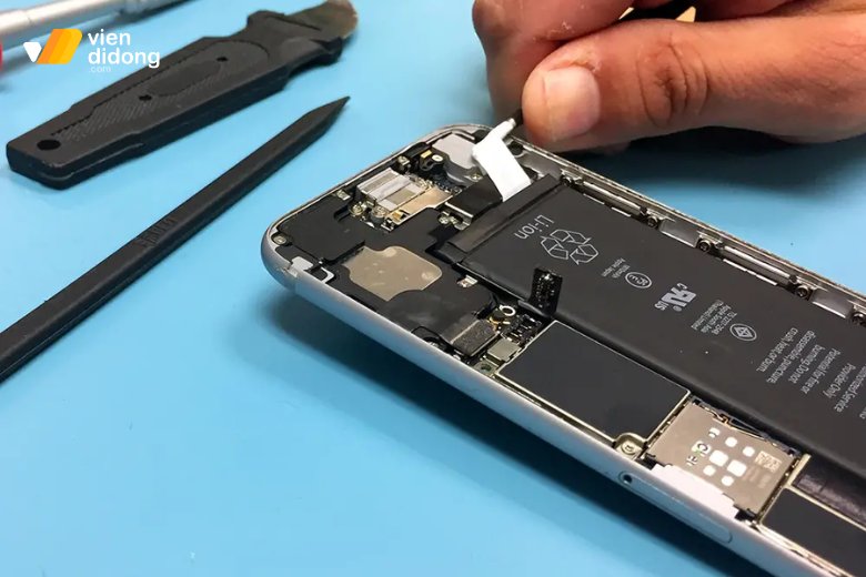 lưu ý trước và sau khi thay pin iPhone 14