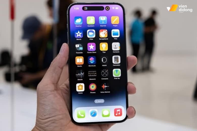 pin iphone 14 tụt nhanh