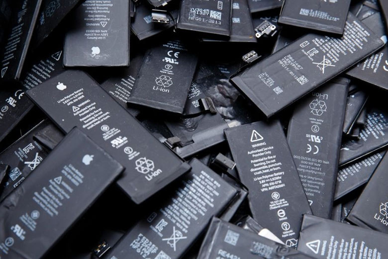 Nên thay pin iPhone 14 chính hãng hay pin EU? Đâu là lựa chọn hiệu quả nhất? 1 Thay pin iPhone 14 loại nào,
