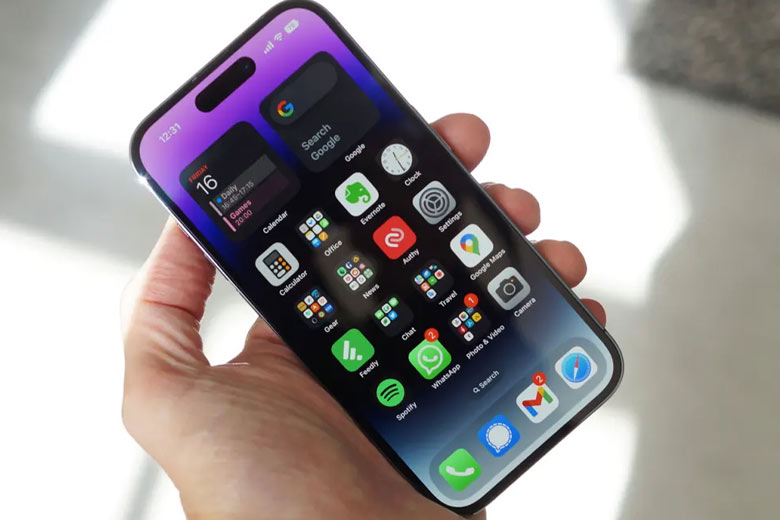Nên thay pin iPhone 14 chính hãng hay pin EU? Đâu là lựa chọn hiệu quả nhất? 6 Thay pin iPhone 14 loại nào