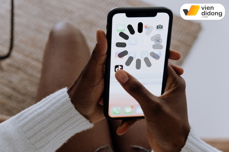 iPhone nóng máy mùa hè