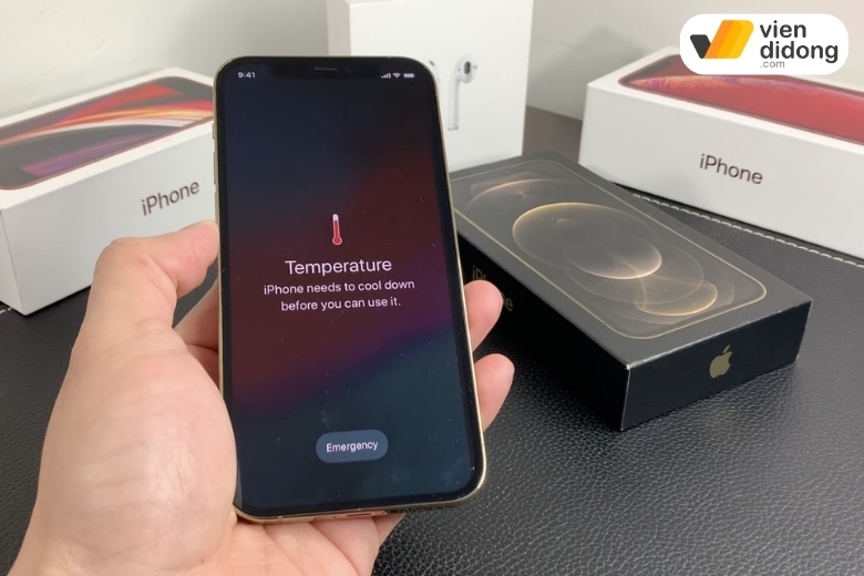 Khi nào cần thay pin iPhone 13
