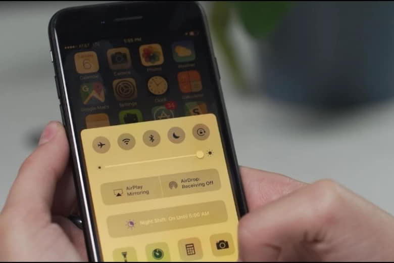 lỗi màn hình iPhone 14 Pro Max