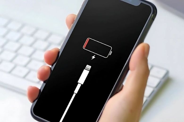 iPhone 13 Pro bị lỗi pin: Pin phồng, nóng máy, chai nhanh có nguy hiểm không? 7 Lỗi pin iPhone 13 Pro