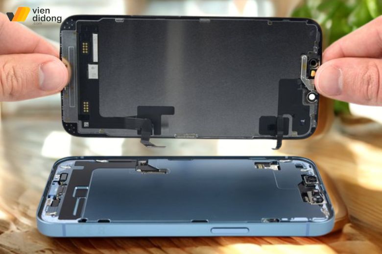 Chia sẻ lưu ý trước và sau khi thay màn hình iPhone 14 Plus chi tiết 2 lưu ý trước và sau khi thay màn hình iPhone 14 Plus