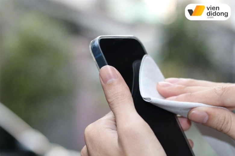 nên thay màn hình iPhone 14 Pro không
