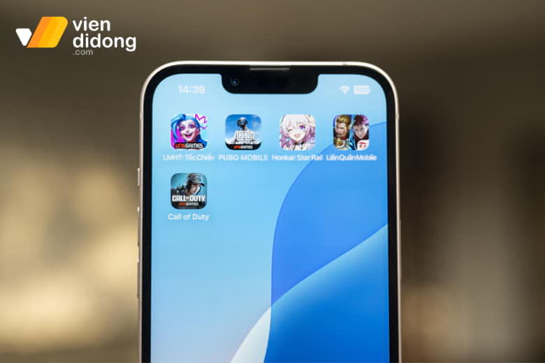 nên thay pin iPhone 13 không