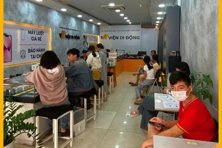 so sánh iPhone cũ và Xiaomi cũ