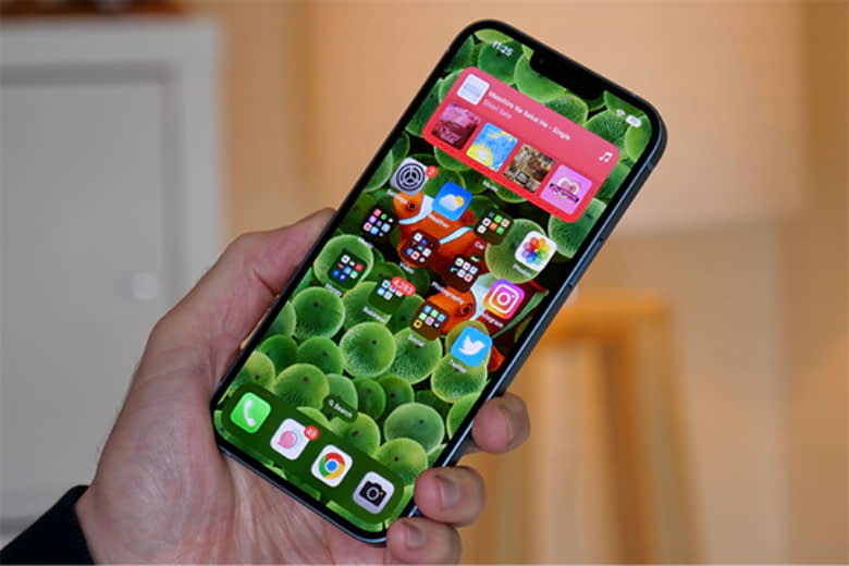 Loại màn hình nào nên chọn khi thay cho iPhone 14 Plus? 1 thay màn hình iPhone 14 Plus loại nào