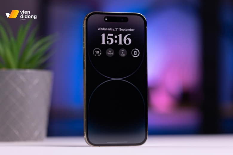 thay màn hình iPhone 14 Pro Max loại nào