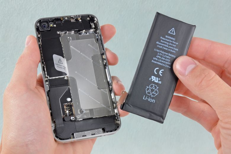 Thay pin iPhone 13 loại nào