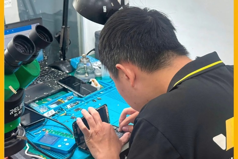 thay pin iPhone 14 Plus ở đâu
