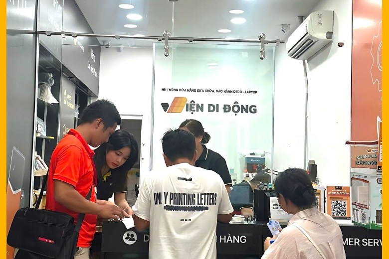 thay pin iPhone 14 Plus ở đâu