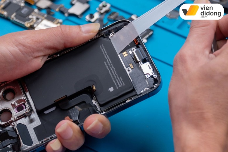 Làm sao biết iPhone 13 Pro Max đã đến lúc cần thay pin? 12 Khi nào cần thay pin iPhone 13 Pro Max