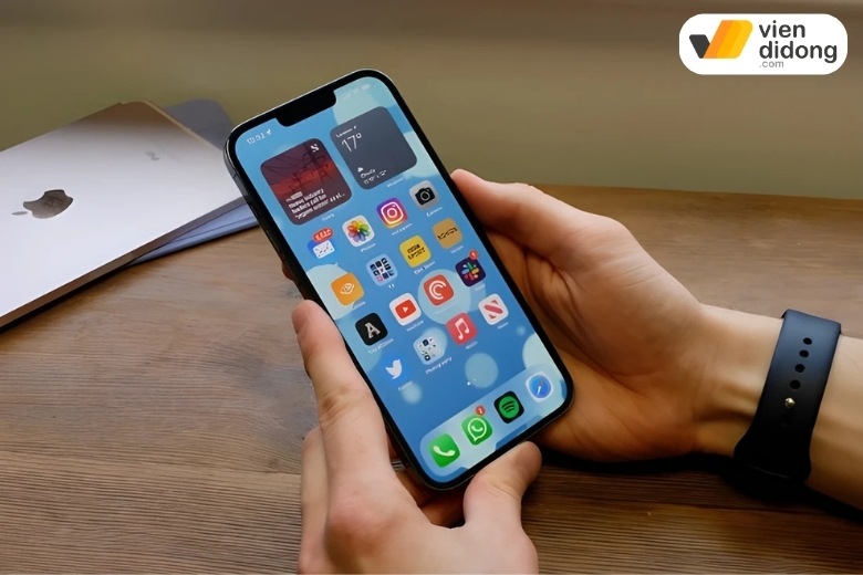 Làm sao biết iPhone 13 Pro Max đã đến lúc cần thay pin? 4 Khi nào cần thay pin iPhone 13 Pro Max