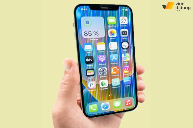 Màn hình iPhone bị nhấp nháy: Nguyên nhân & cách khắc phục hiệu quả 3 iPhone bị nháy màn hình do OLED và công nghệ hiển thị bị lỗi