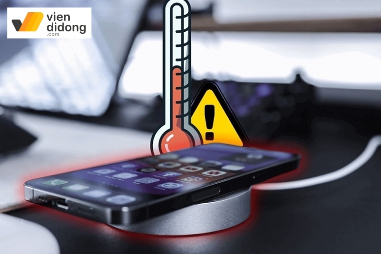 lỗi pin iPhone 12 nóng máy