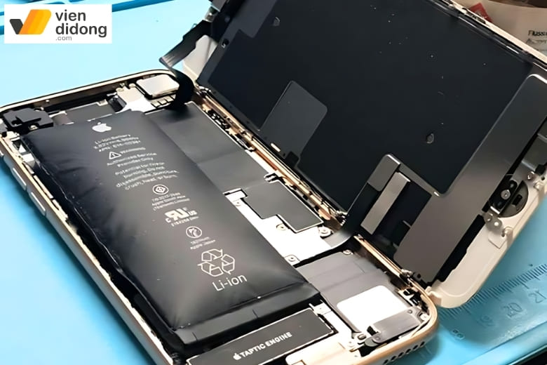 Lỗi pin iPhone 12 Pro bị phồng