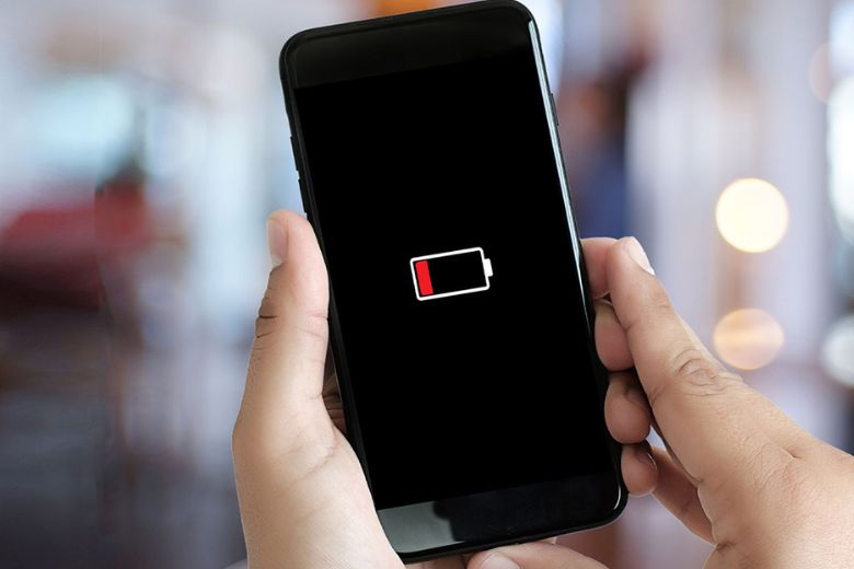 Có nên thay pin iPhone 12 không? Khi nào nên thay, khi nào dùng tiếp 2 nên thay pin iPhone 12 không