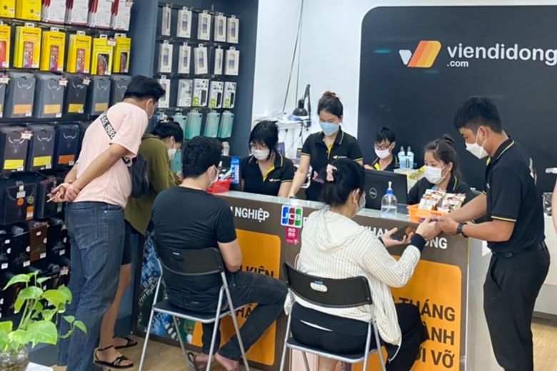 thay màn hình iPhone 12 giá bao nhiêu