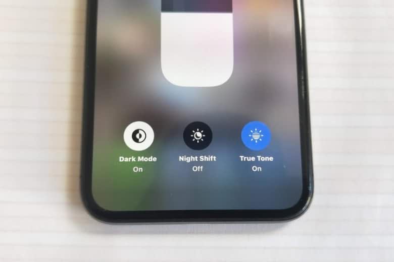 nên thay pin iPhone 12 Pro không
