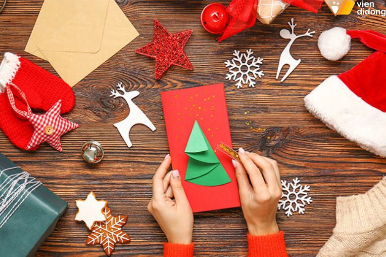 Top 50+ quà tặng Giáng Sinh hợp lý, phù hợp dành cho đối tượng năm 2025 4 Quà tặng Giáng Sinh handmade đơn giản nhưng chứa nhiều cảm xúc