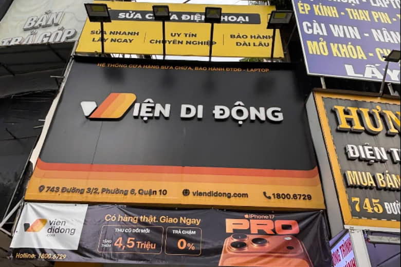 thay màn hình iPhone quận 10