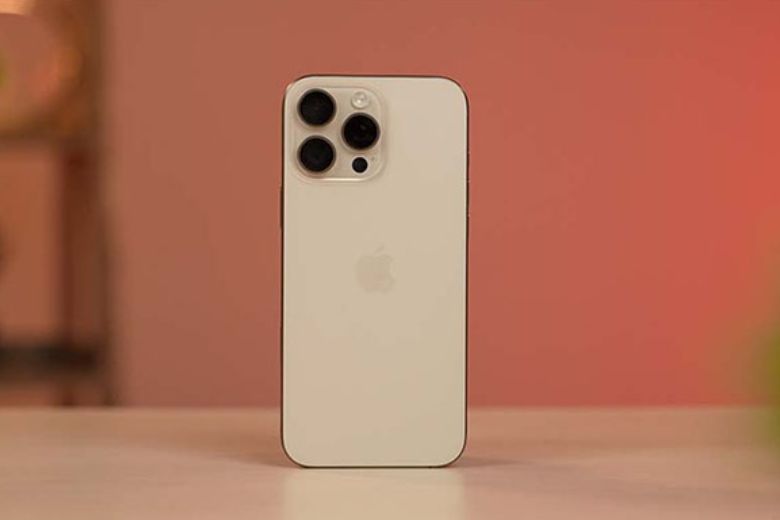 có nên mua iPhone 16 cũ