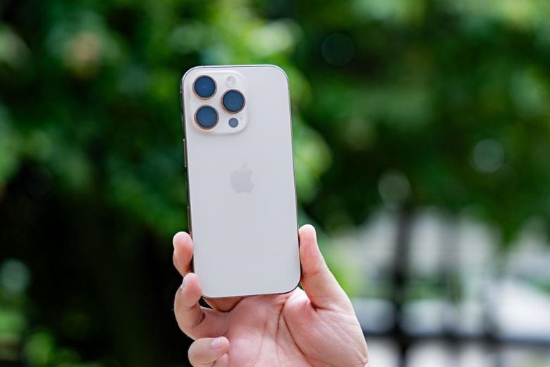 Mua iPhone 16 cũ ở đâu