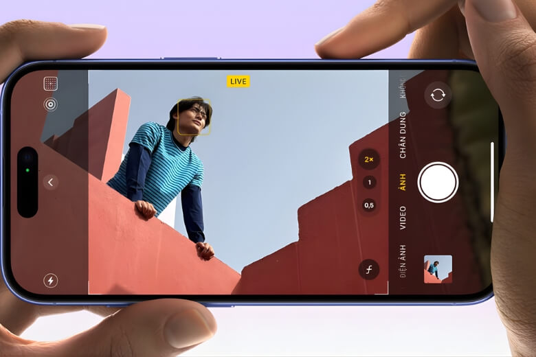 so sánh iPhone 16 cũ và iPhone 15 mới camera Macro