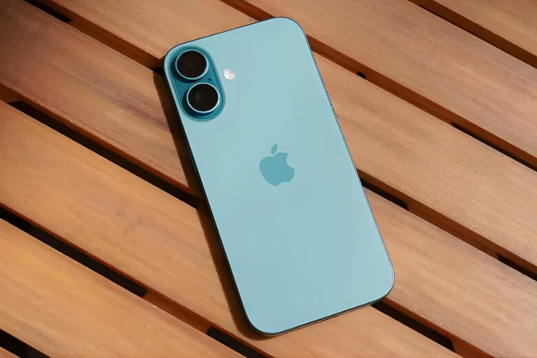 so sánh iPhone 16 cũ và iPhone 15 mới nên chọn 16