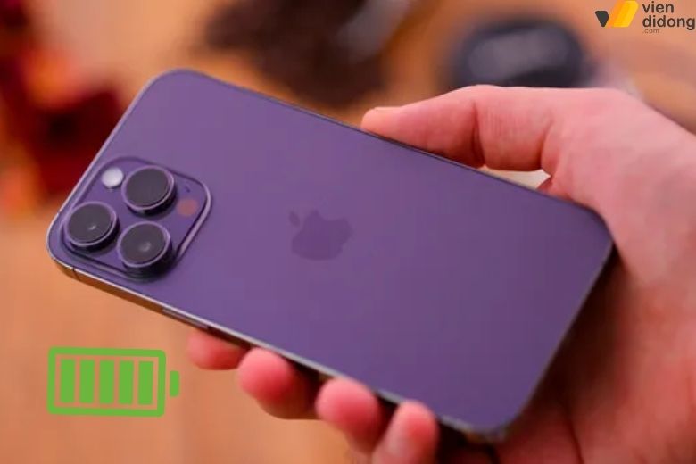 Thay pin đúng thời điểm giúp iPhone 14 series hoạt động ổn định hơn