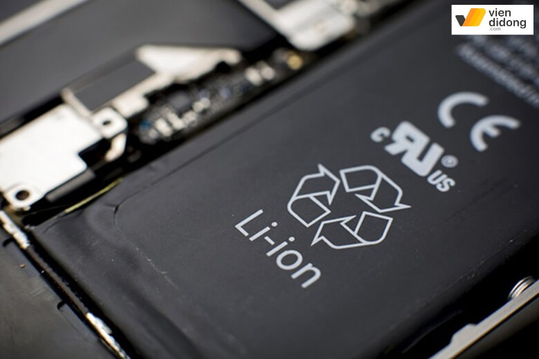 Cách sạc iPhone 17 đúng chuẩn để pin bền lâu theo thời gian 1 Cách sạc iPhone 17 đúng chuẩn với pin Lithium-ion thế hệ mới