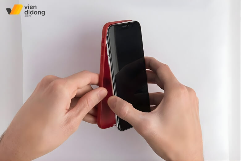 iPhone 17 bị nóng khi sạc pin cách khắc phục