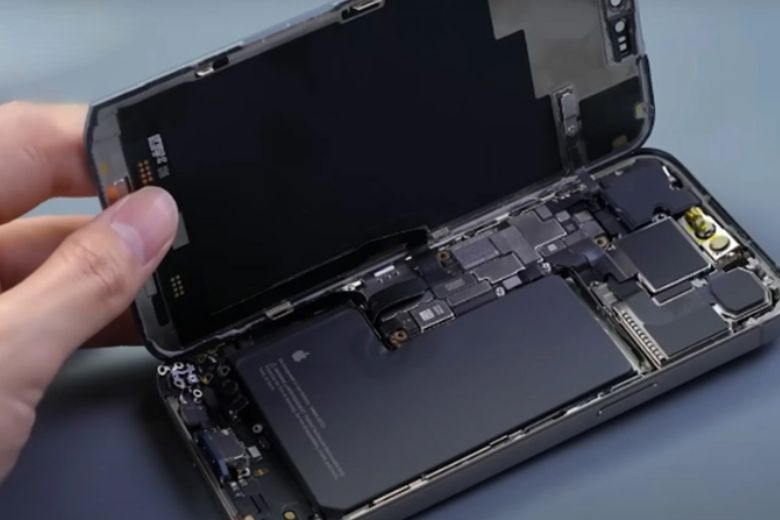 Lỗi pin iPhone 16 series