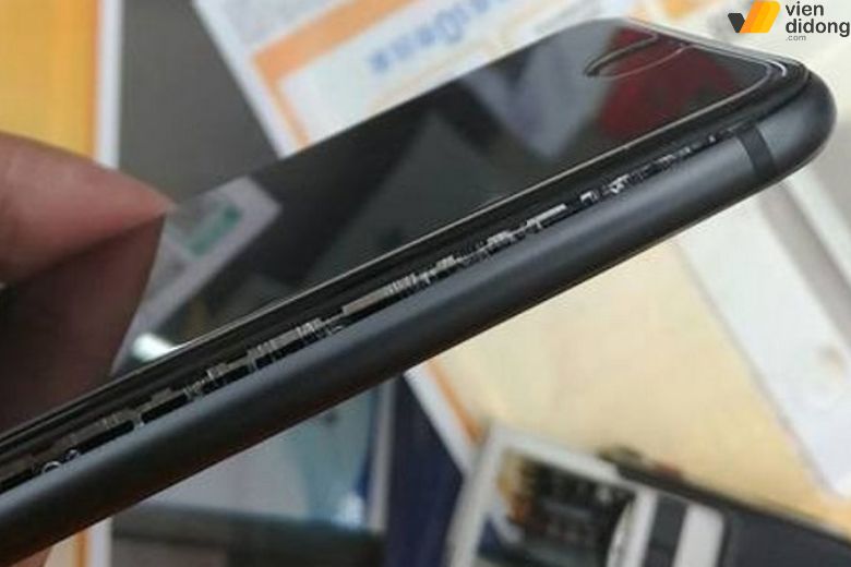 Máy hao pin nhanh, phần trăm pin giảm bất thường là dấu hiệu pin xuống cấp