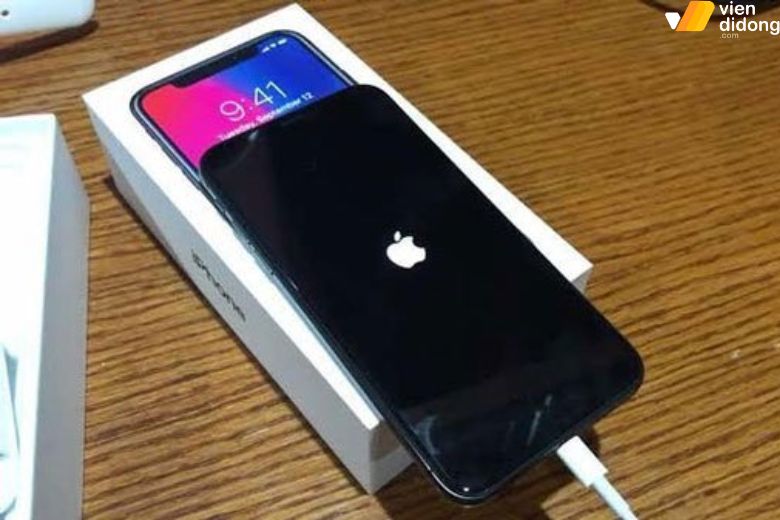 iPhone X series tụt pin nhanh, sập nguồn hoặc pin báo ảo