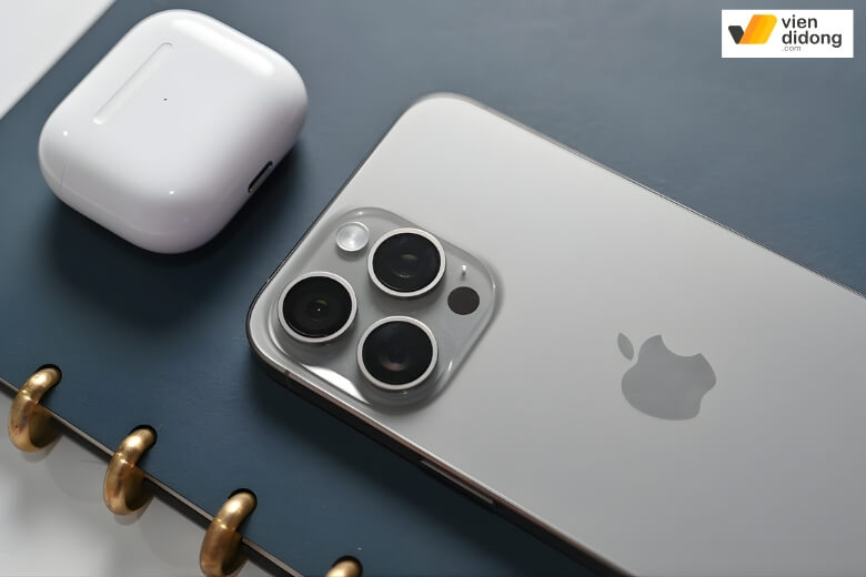 iPhone 15 cũ bản Pro Max camera zoom 5x