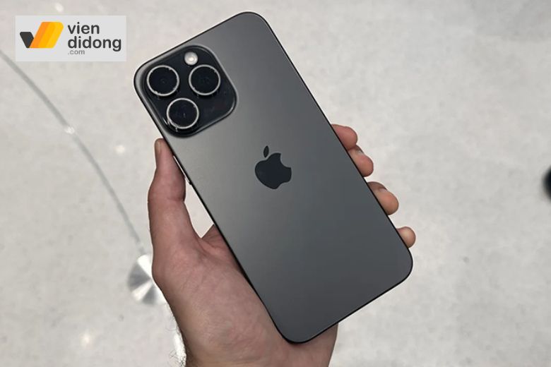 Đánh giá nhanh iPhone 15 Pro cũ có còn đáng mua trong năm