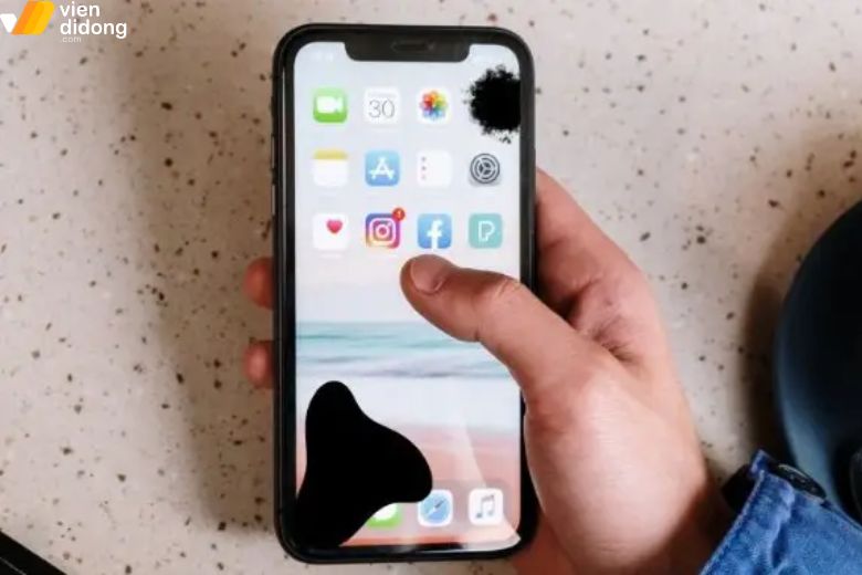 Màn hình iPhone 16 Plus chảy mực có thể lan rộng theo thời gian