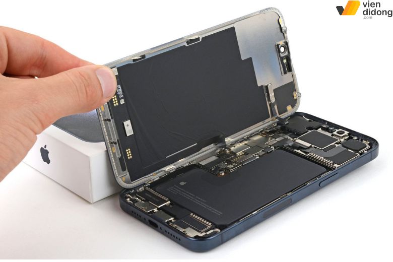 Tùy mức độ hư hỏng để chọn ép kính hoặc thay màn iPhone 16 Plus