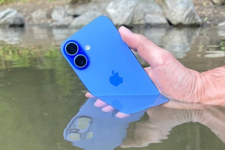 Thay màn hình iPhone 16 có mất chống nước không?