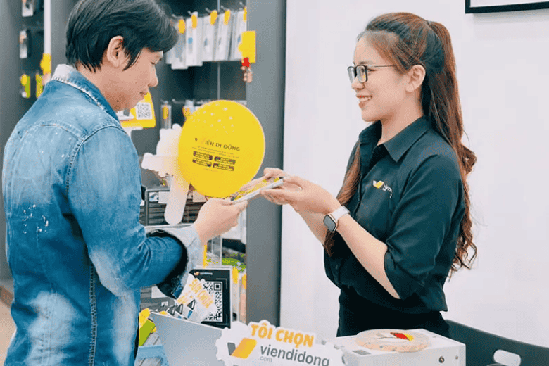 Sale Ngày Đôi - Deal Bất Tận 04.04: Sửa chữa bảo trì thiết bị giảm đến 500K tại Viện Di Động sale ngay doi giam den 500k vien di dong check in co qua